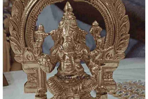 small-pooja-brass-metal-handicrafts-1